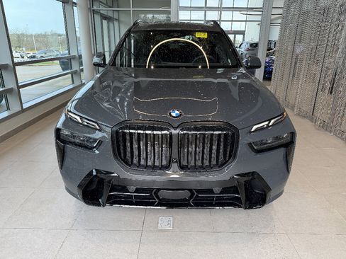 New 2027 BMW X7 xDrive40i image 2