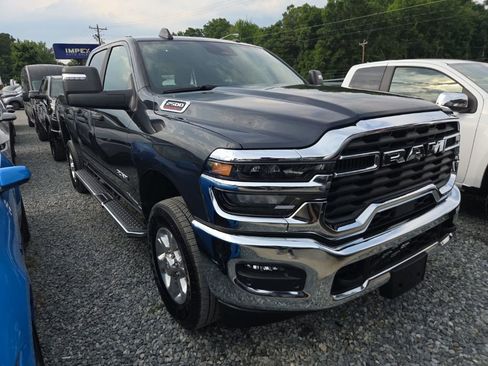 Used 2026 RAM 2500 Big Horn AWD/4WD image 2