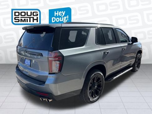 Used 2021 Chevrolet Tahoe Premier w/ Premium Package AWD/4WD image 6