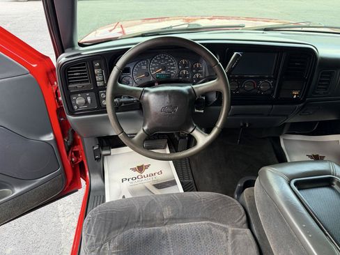 Used 2002 Chevrolet Silverado 2500 LS w/ Electrical Convenience Pkg AWD/4WD image 15