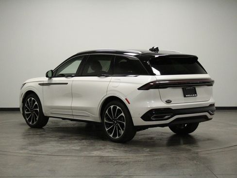 Used 2024 Lincoln Nautilus Black Label AWD/4WD image 6
