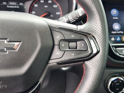 Used 2022 Chevrolet TrailBlazer RS w/ Sun and Liftgate Package image 28