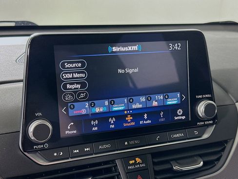 Used 2023 Nissan Altima 2.5 SR image 29