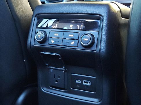 Used 2022 GMC Acadia AT4 w/ Preferred Package image 29