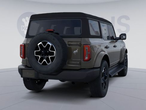 New 2026 Ford Bronco Outer Banks AWD/4WD image 5