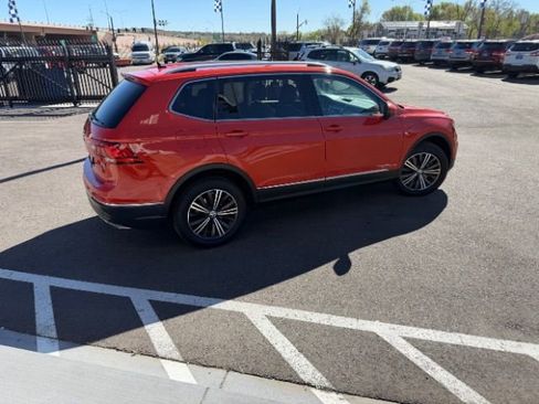 Used 2018 Volkswagen Tiguan SEL image 24