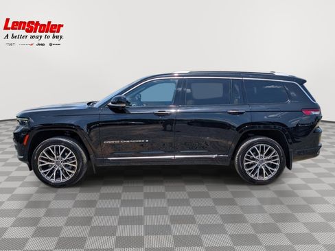 Used 2023 Jeep Grand Cherokee L Summit AWD/4WD image 2