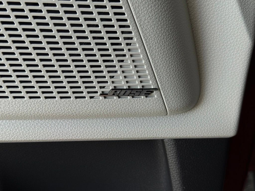 Used 2023 Kia Carnival SX Prestige FWD image 36