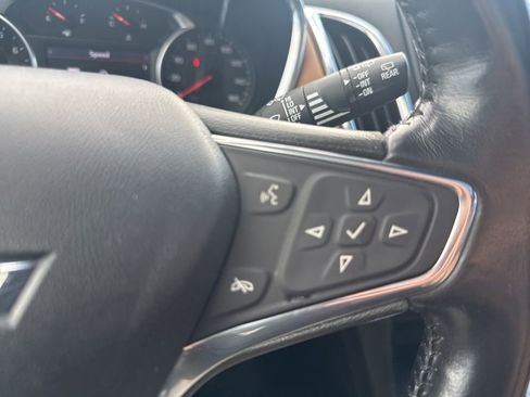 Used 2020 Chevrolet Equinox Premier AWD/4WD image 23
