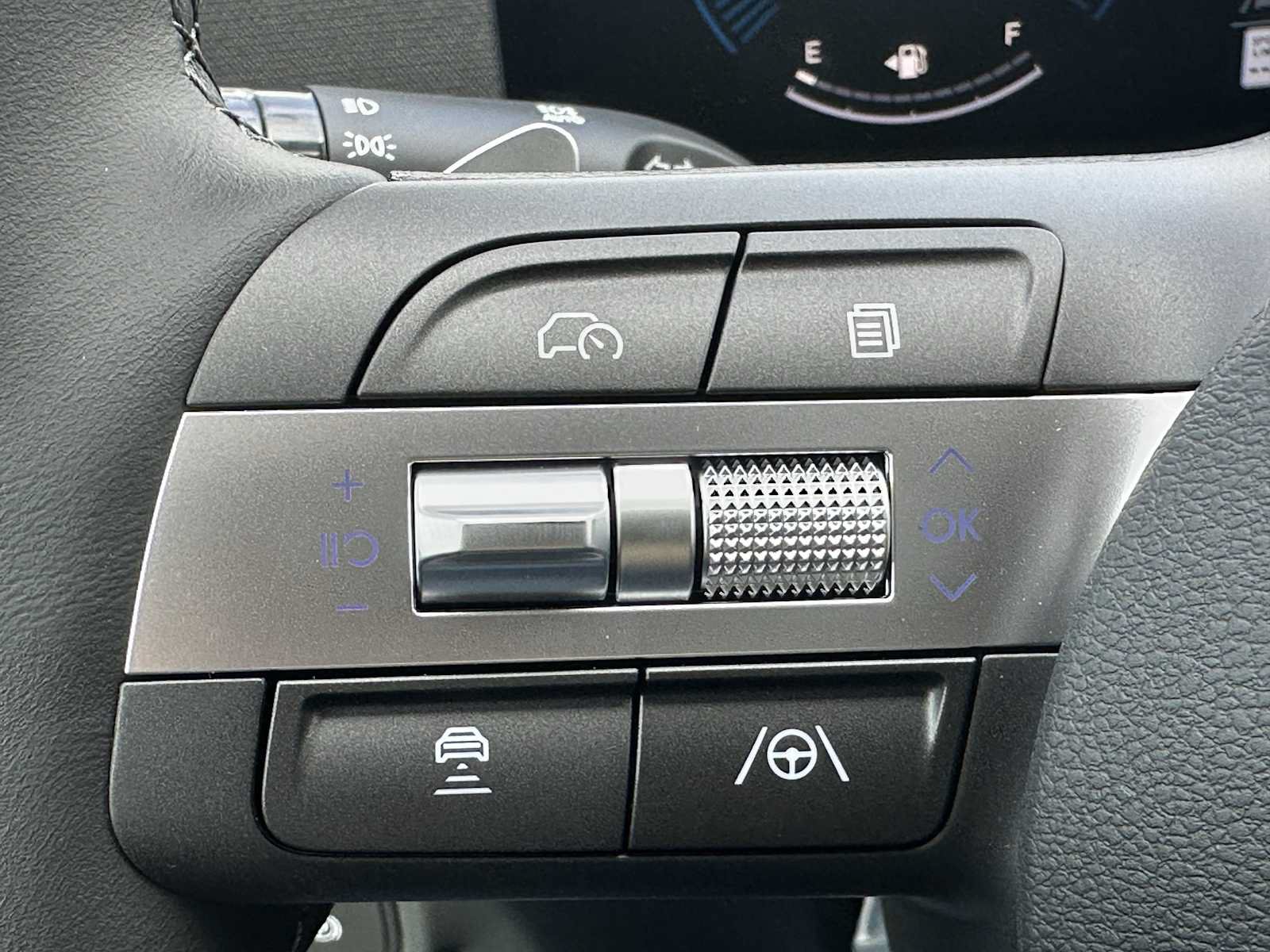 New 2027 Hyundai Kona SEL Premium FWD image 16