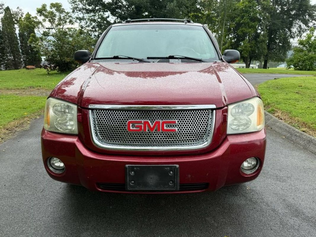 Used 2007 GMC Envoy Denali AWD/4WD image 2