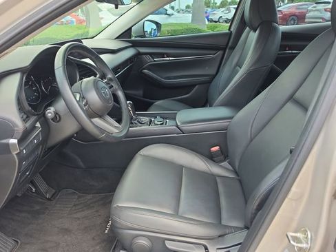 Used 2023 MAZDA MAZDA3 s FWD image 14