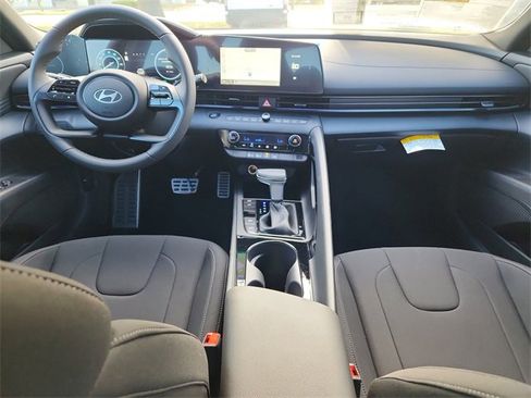 New 2025 Hyundai Elantra SEL w/ Cargo Package image 10