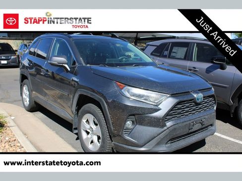 Used 2019 Toyota RAV4 XLE w/ Convenience Package image 1