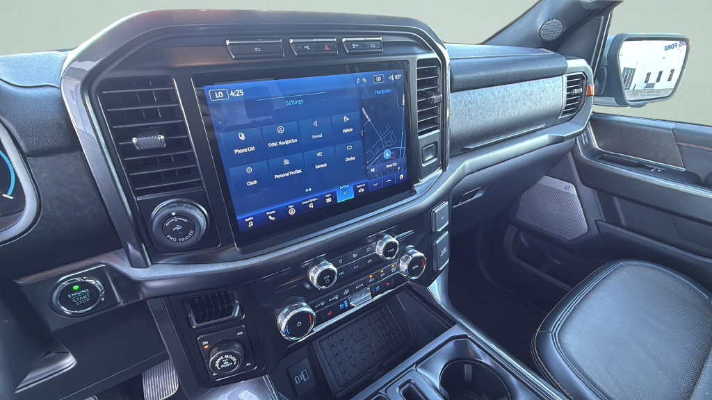 Used 2016 Ford F150 XLT w/ Equipment Group 302A Luxury AWD/4WD image 6