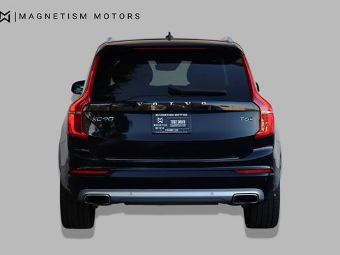 Used 2021 Volvo XC90 T6 Momentum w/ Protection Package Premier AWD/4WD image 10