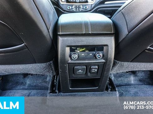 Used 2021 Chevrolet Traverse RS w/ LPO, Floor Liner Package image 34