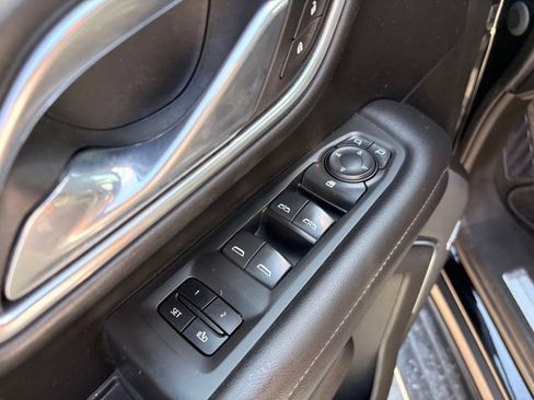 Used 2021 Chevrolet Tahoe LT RWD image 12