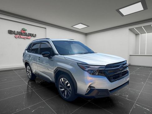 Certified 2025 Subaru Forester Touring AWD/4WD image 1