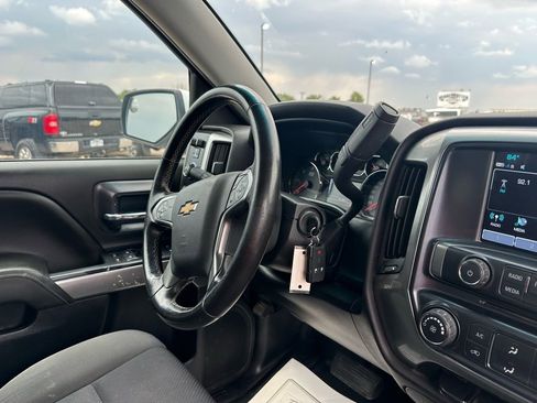 Used 2019 Chevrolet Silverado 1500 LT image 19