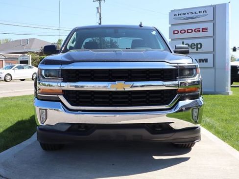 Used 2018 Chevrolet Silverado 1500 LT w/ All Star Edition AWD/4WD image 4