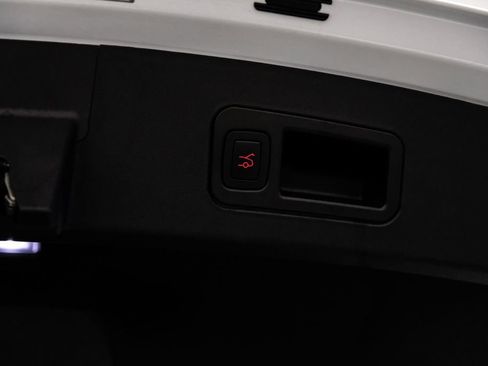 Used 2020 Tesla Model S Long Range image 42