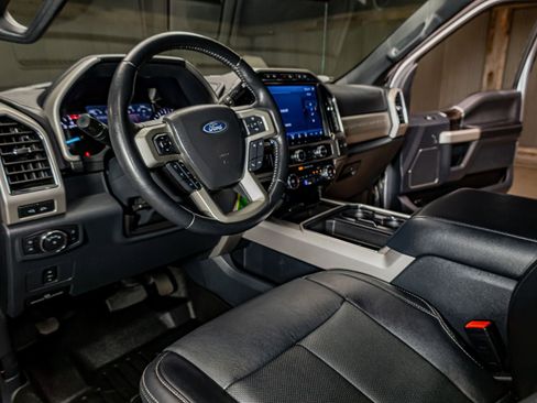 Used 2022 Ford F250 Lariat w/ Tremor Off-Road Package image 12