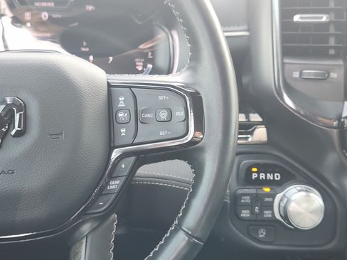 Used 2025 RAM 1500 Limited AWD/4WD image 31