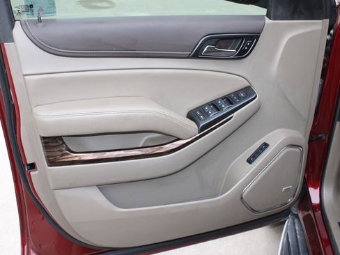 Used 2019 GMC Yukon SLT w/ Premium Edition image 23