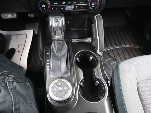 Used 2021 Ford Bronco Outer Banks AWD/4WD image 11