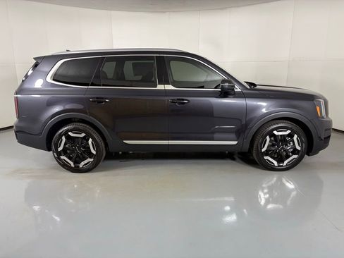 New 2025 Kia Telluride EX image 9