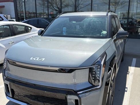 Used 2024 Kia EV9 GT-Line image 1
