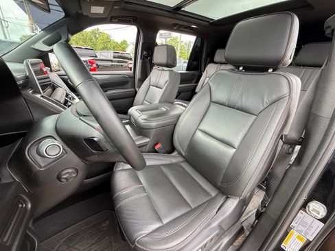 Used 2023 Chevrolet Tahoe RST w/ Luxury Package AWD/4WD image 10