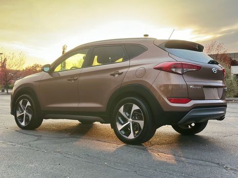 Used 2016 Hyundai Tucson Sport AWD/4WD image 6