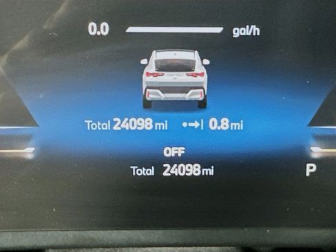 Used 2025 BMW X2 xDrive28i w/ Convenience Package image 19