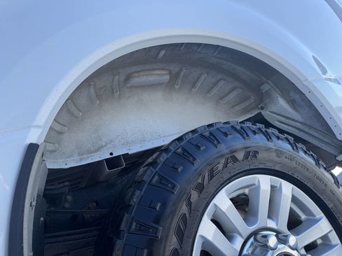 Used 2019 Ford F350 XLT w/ FX4 Off-Road Package AWD/4WD image 16