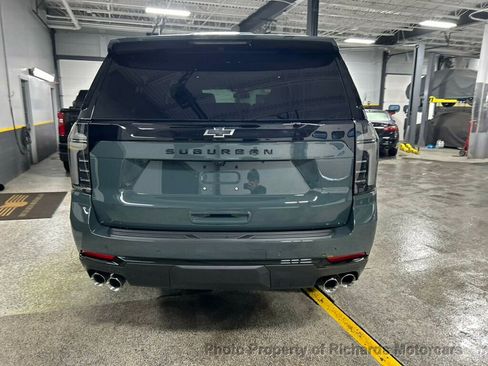 Used 2026 Chevrolet Suburban Z71 w/ Comfort Package image 4