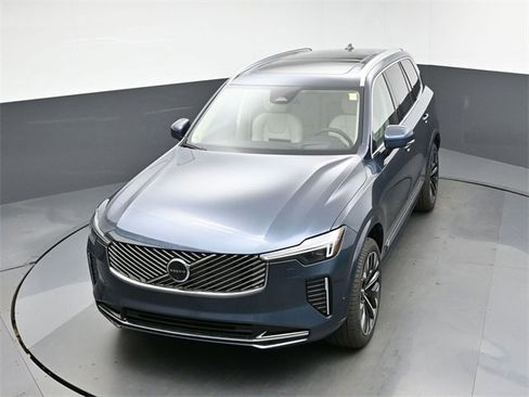 New 2026 Volvo XC90 B6 Ultra image 46