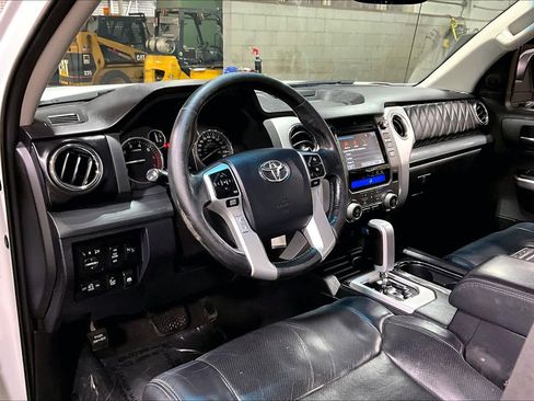 Used 2017 Toyota Tundra Platinum image 17
