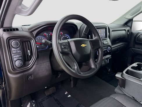 Used 2022 Chevrolet Silverado 1500 Custom image 9