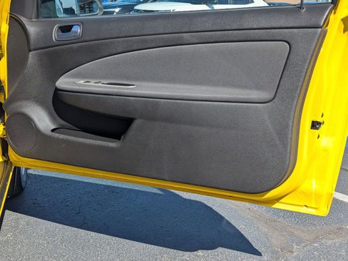 Used 2009 Pontiac G5 FWD image 32