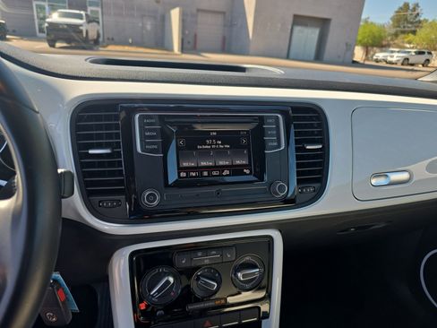 Used 2019 Volkswagen Beetle 2.0T S image 12