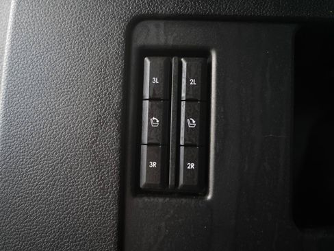 Used 2021 Lincoln Navigator L Reserve w/ Luxury Package AWD/4WD image 41