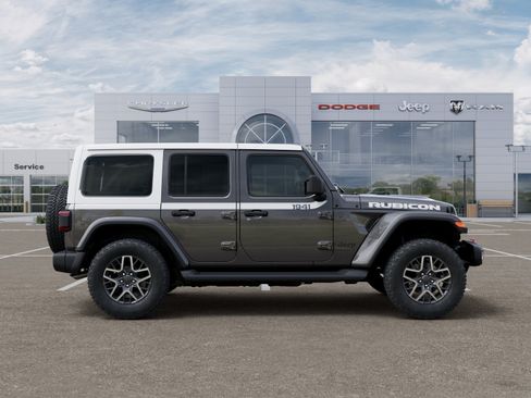 New 2026 Jeep Wrangler Unlimited Sahara w/ Whitecap Package AWD/4WD image 50