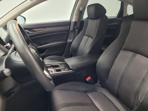 Used 2018 Honda Accord EX image 17