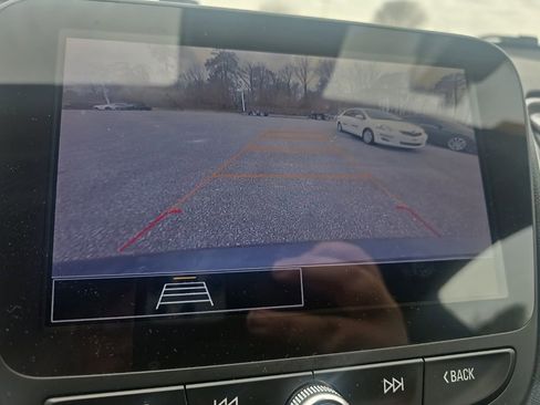 Used 2023 Chevrolet Malibu LT image 19