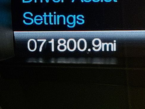 Used 2018 Ford Edge Titanium w/ Equipment Group 302A image 15