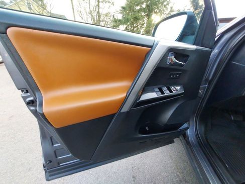 Used 2017 Toyota RAV4 Limited w/ All Weather Liner Package image 8