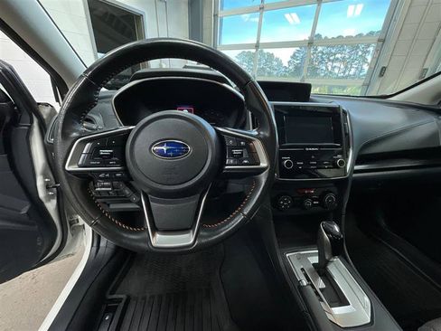 Used 2018 Subaru Crosstrek 2.0i Premium image 14