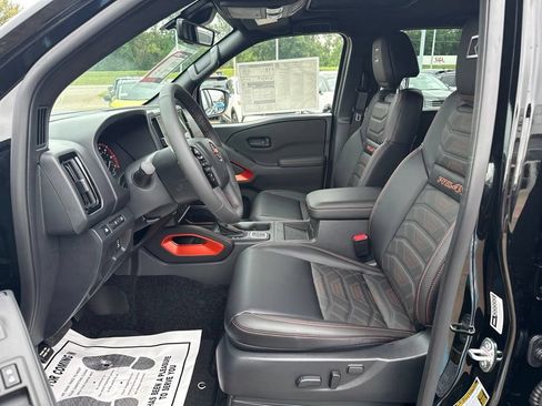 New 2026 Nissan Frontier PRO-4X w/ Pro Premium Package AWD/4WD image 9